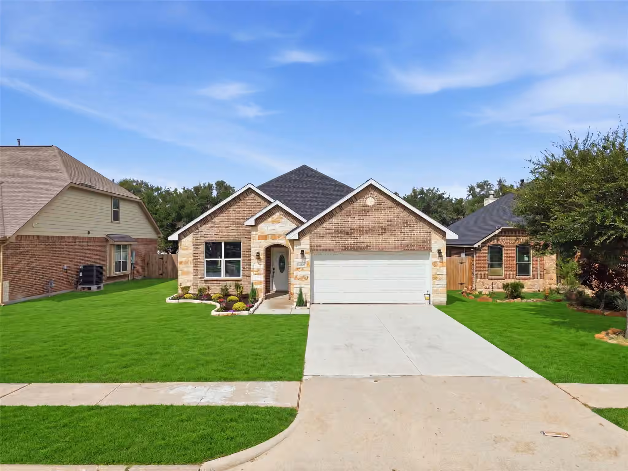 Photo of 5014 E Meadow Drive, Deer Park, TX