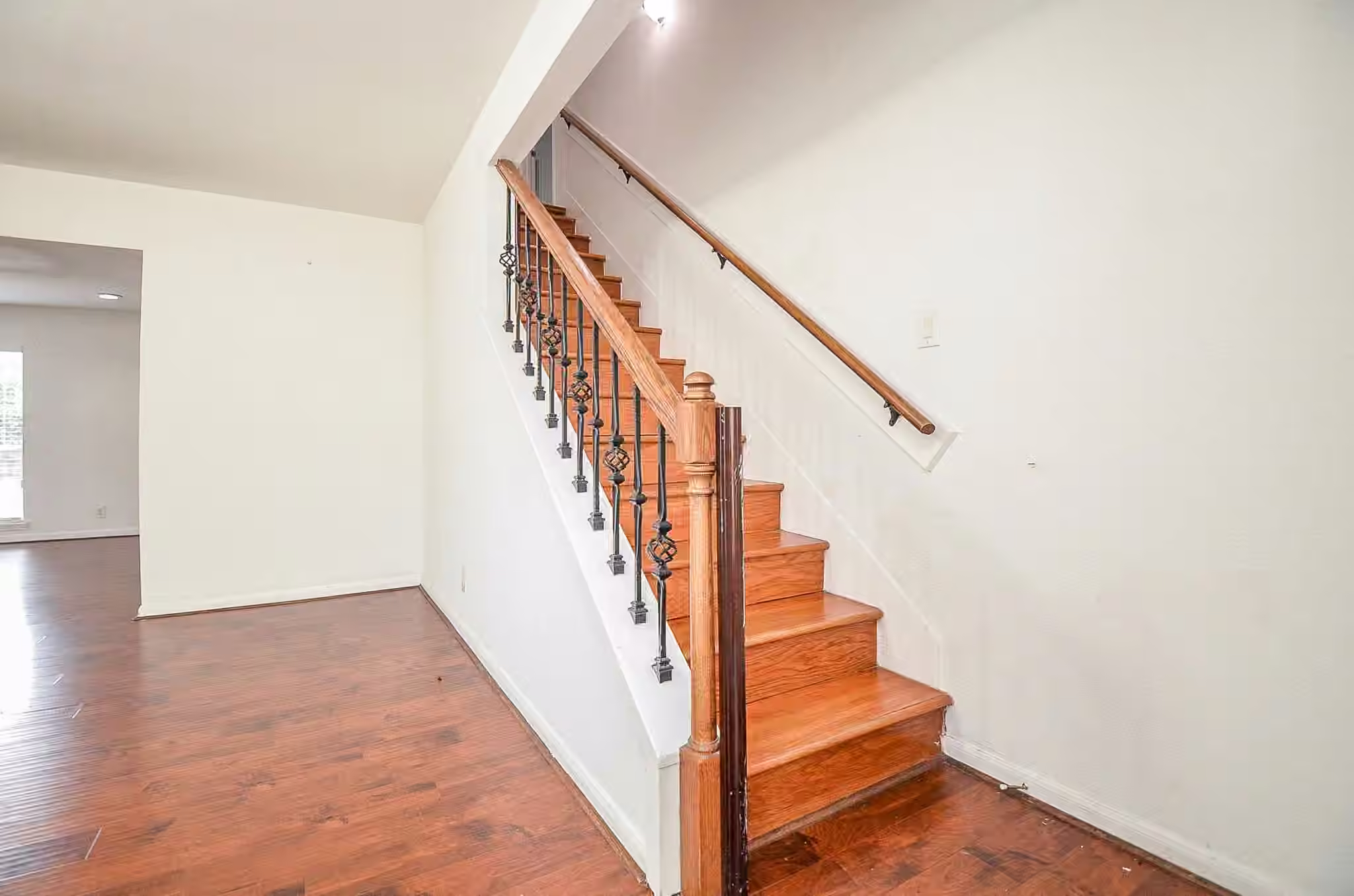 Photo 3 of 7238 Neff Street, Houston, TX