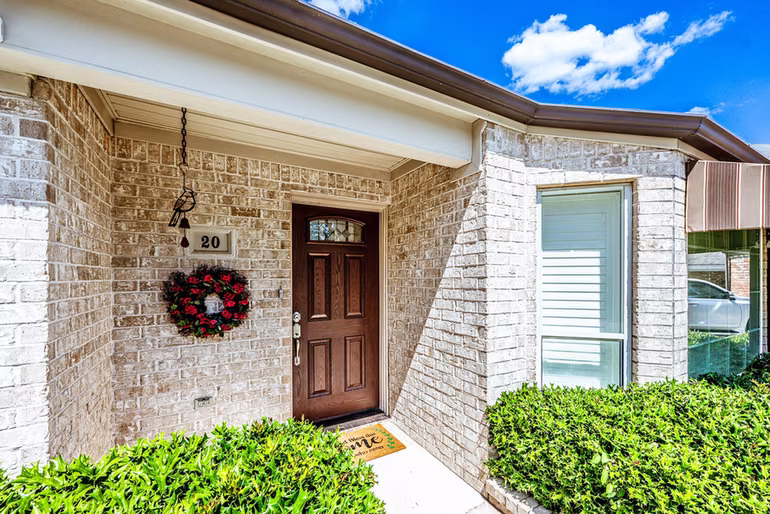 Photo 2 of 20 Golfview Manor Road, Huntsville, TX