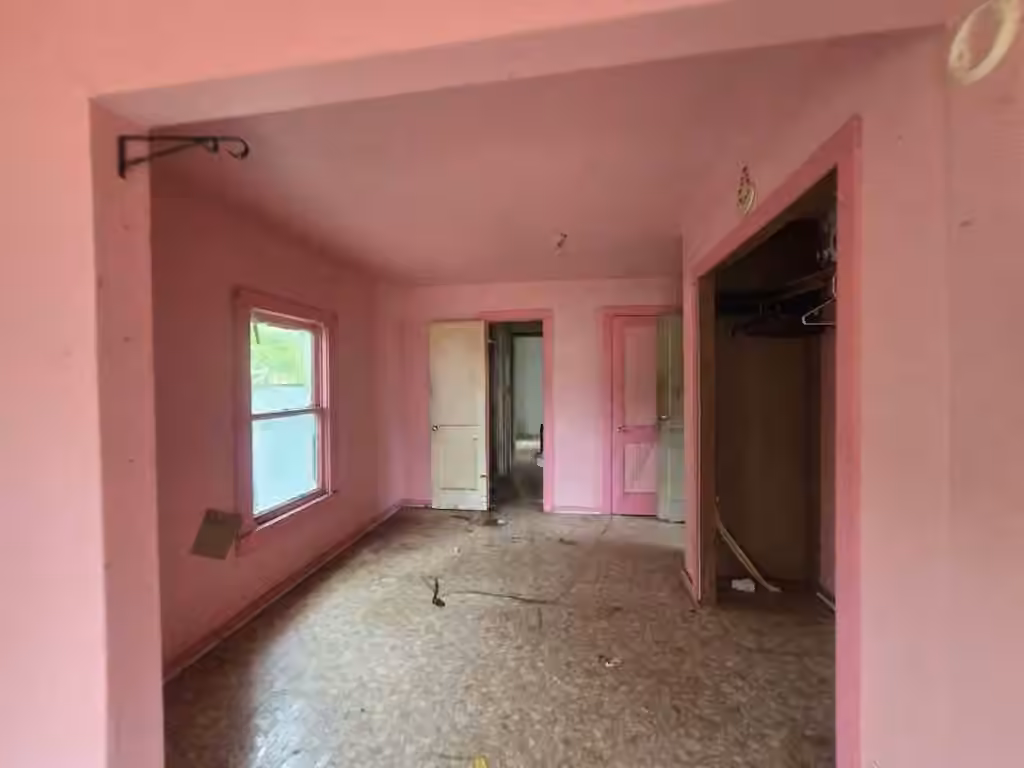 Photo 5 of 203 Cedar Circle, Daisetta, TX