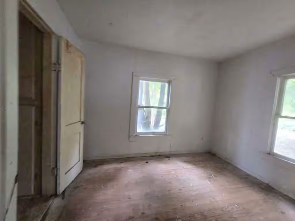 Photo 6 of 203 Cedar Circle, Daisetta, TX