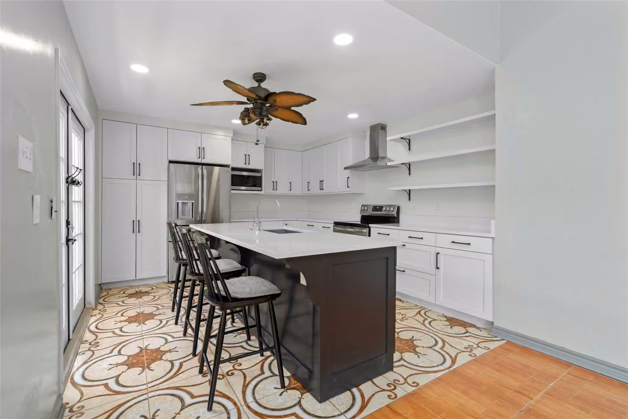 Photo 4 of 1513 Beaconshire Road, Houston, TX