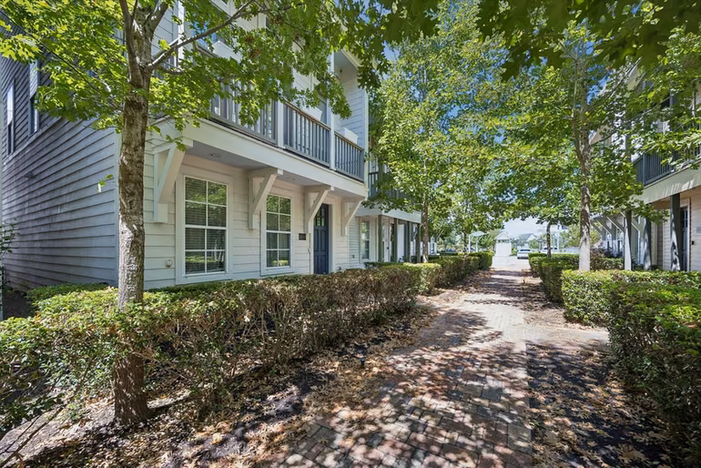 Photo 3 of 8805 Kolbe Bend Lane, Houston, TX