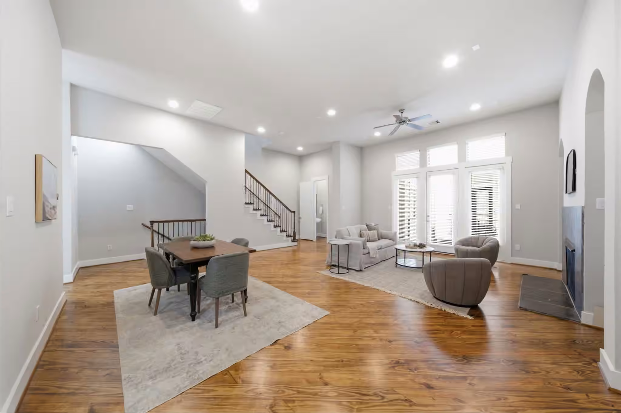 Photo 4 of 1809 Dart Street, Houston, TX