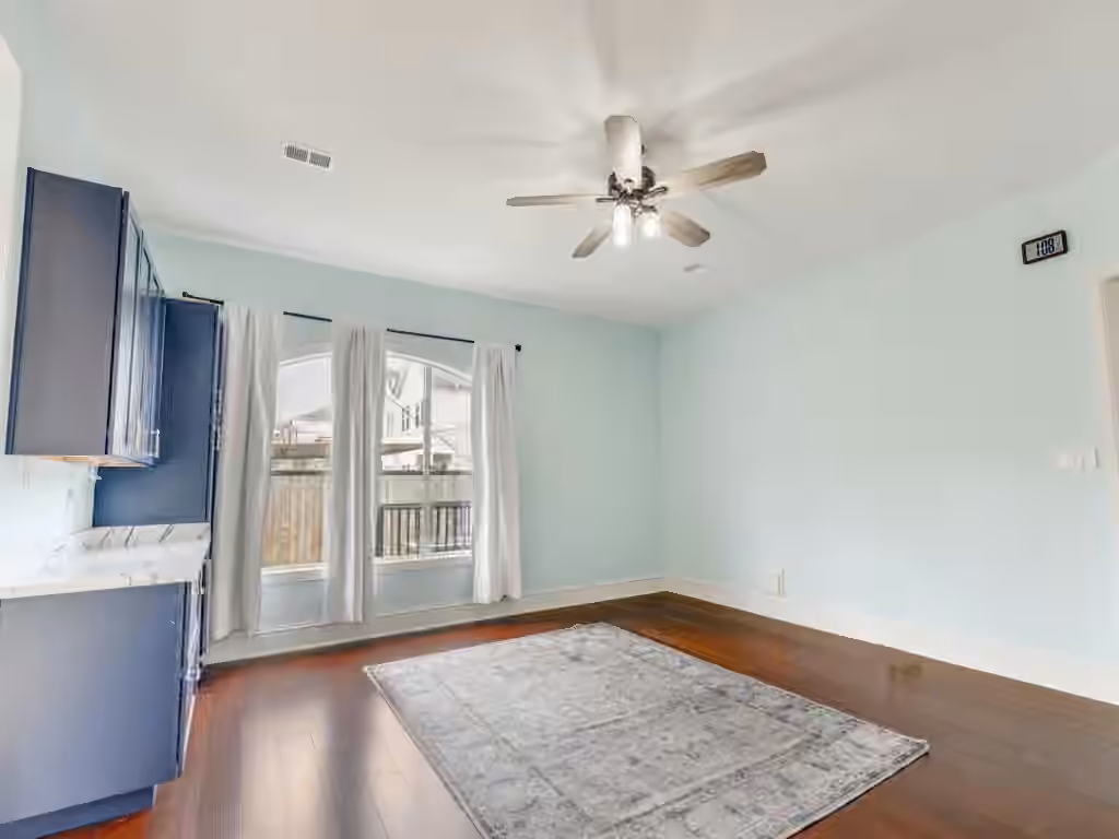 Photo 7 of 2811 Princeton Street, Houston, TX