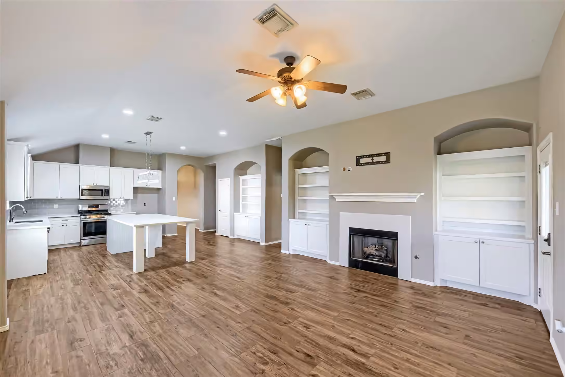 Photo 7 of 2402 Comal Drive, Deer Park, TX