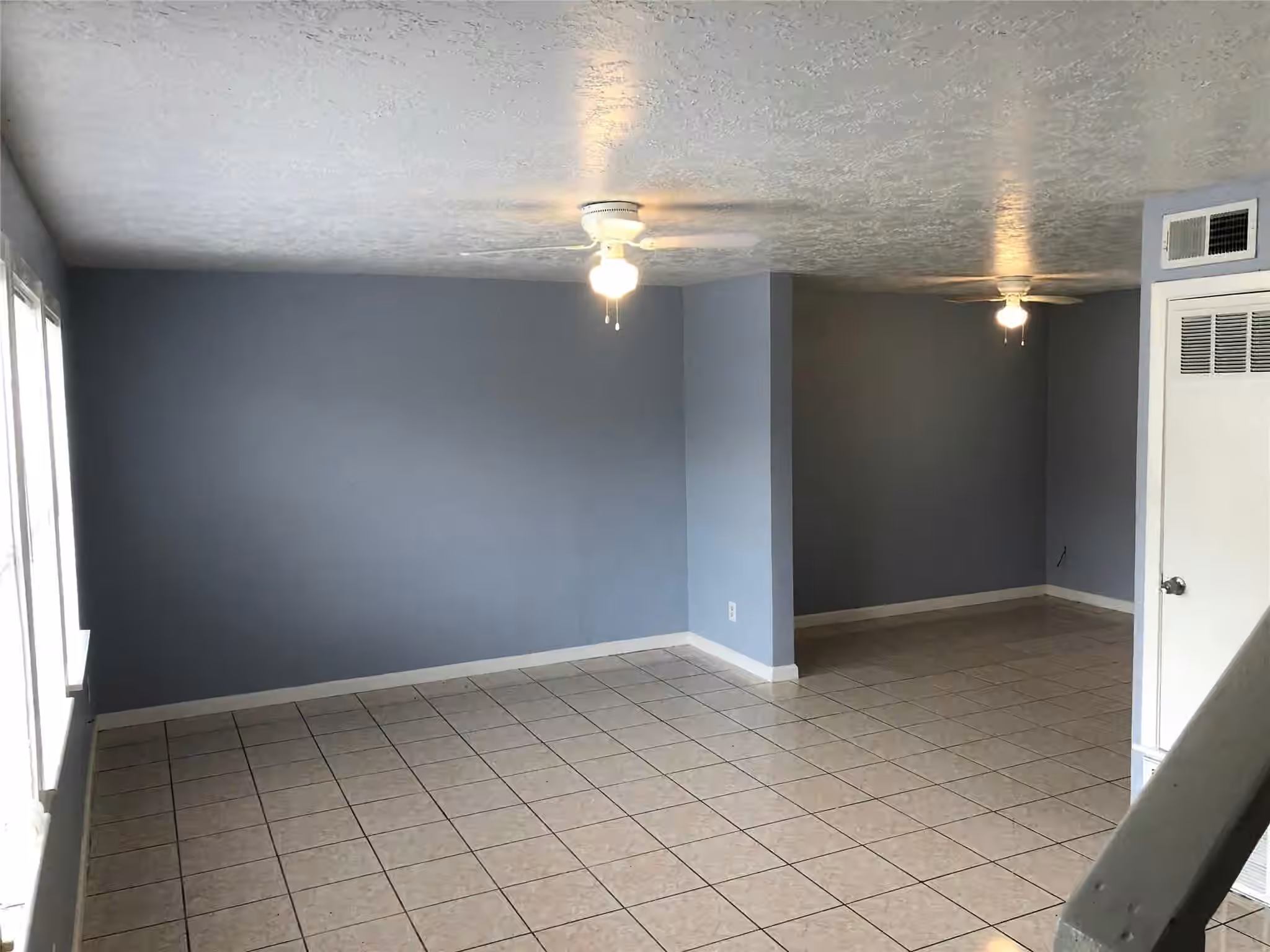 Photo 4 of 9714 Galaxy Street, Houston, TX
