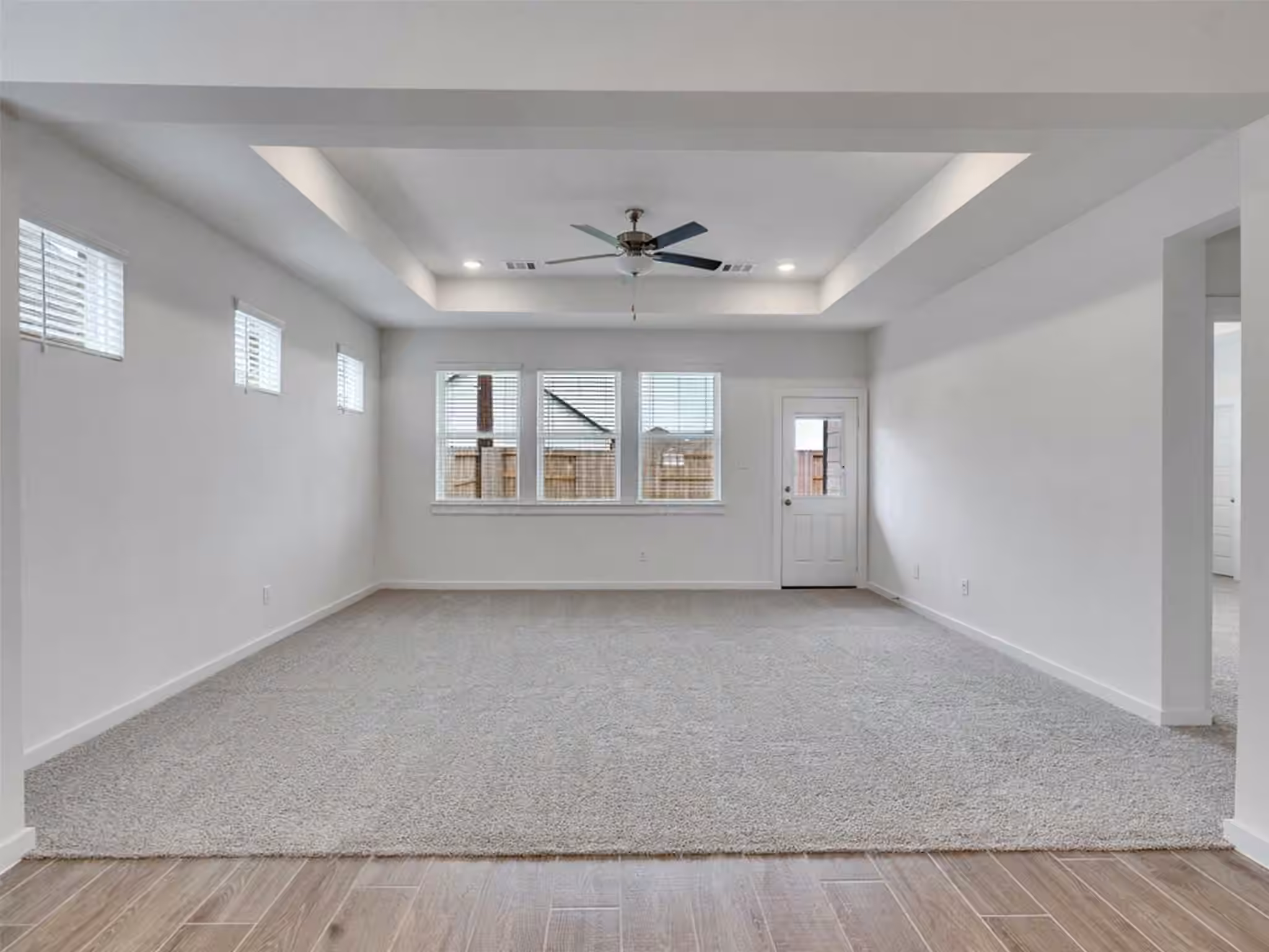Photo 3 of 8310 Amethyst Valley Lane, Angleton, TX