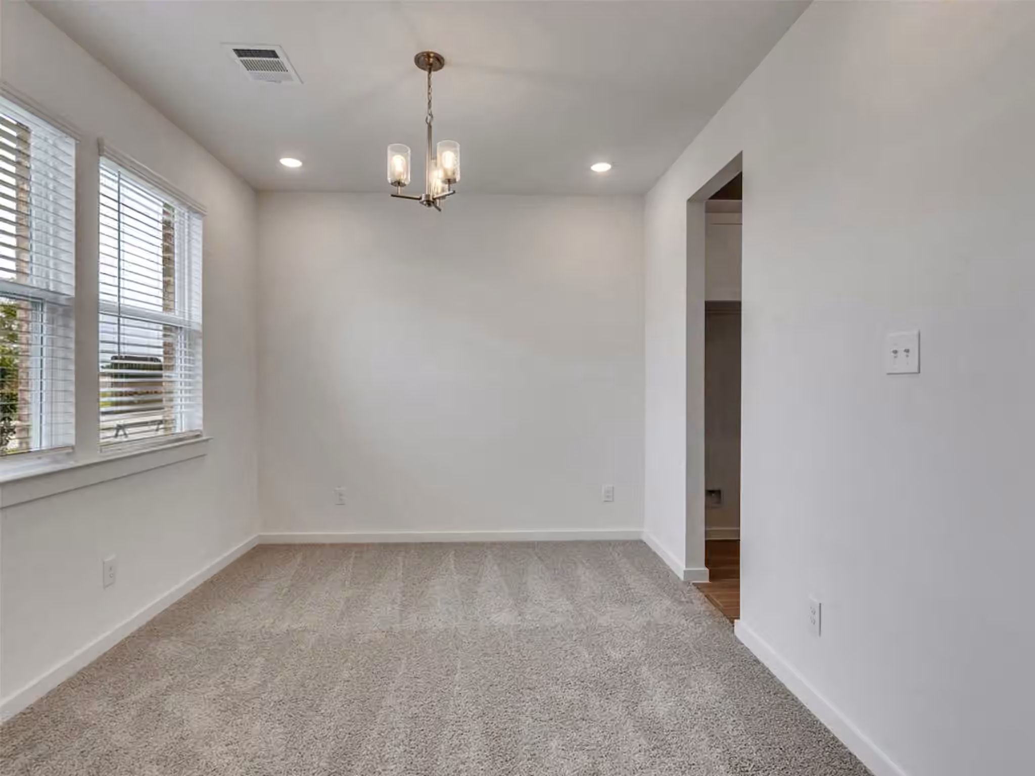 Photo 6 of 8310 Amethyst Valley Lane, Angleton, TX