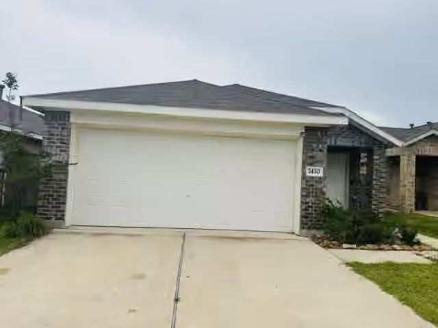Photo 2 of 7430 Birch Harvest Drive, Katy, TX