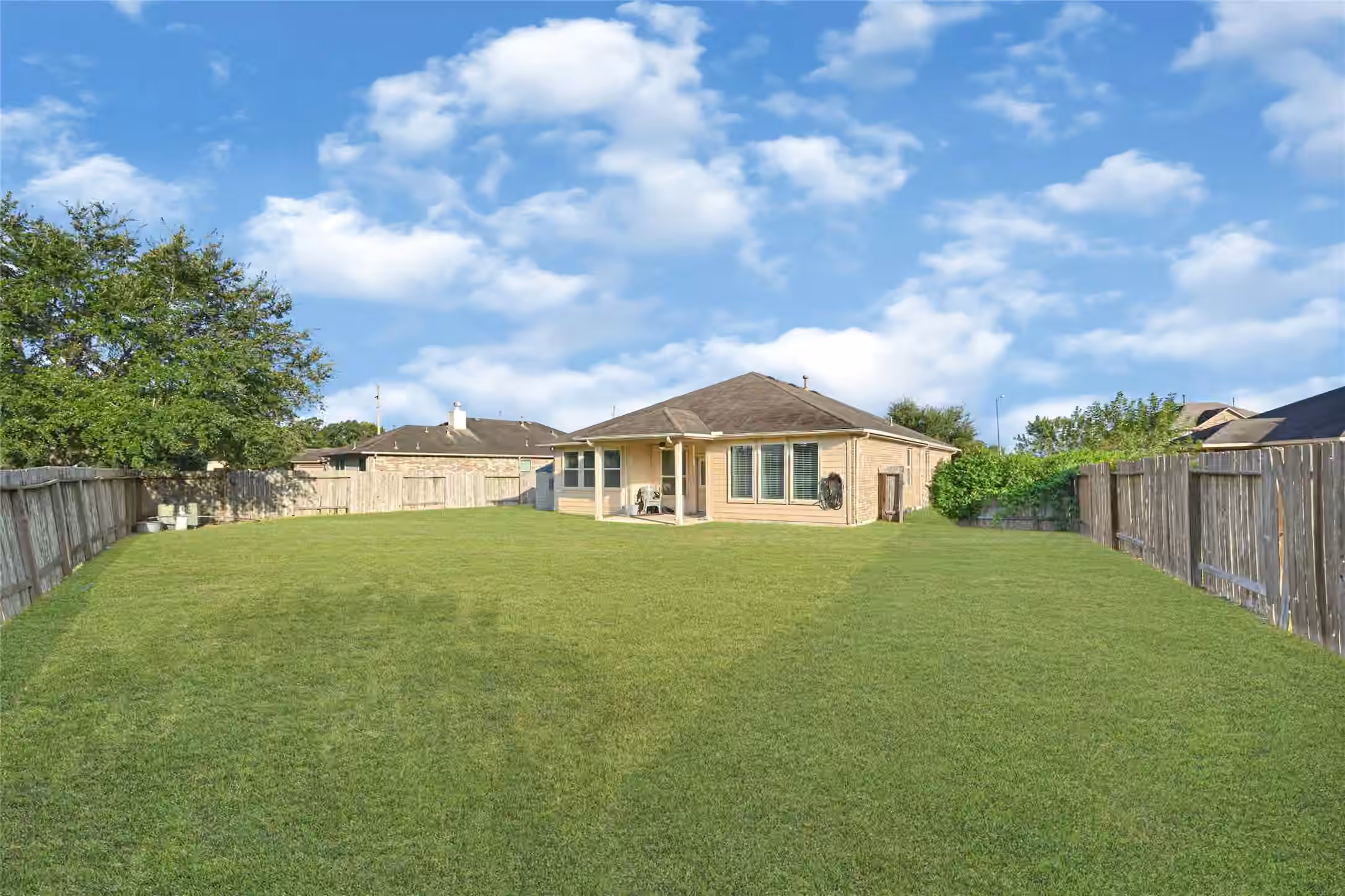 Photo 5 of 2207 Antler Trails Drive, Crosby, TX