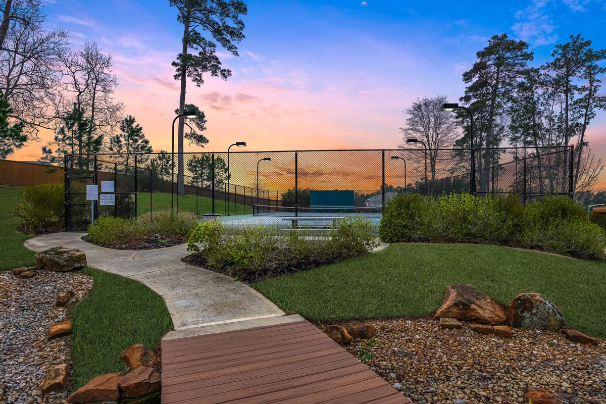 Photo 24 of 6015 Diamond Leaf Court, Conroe, TX 77304