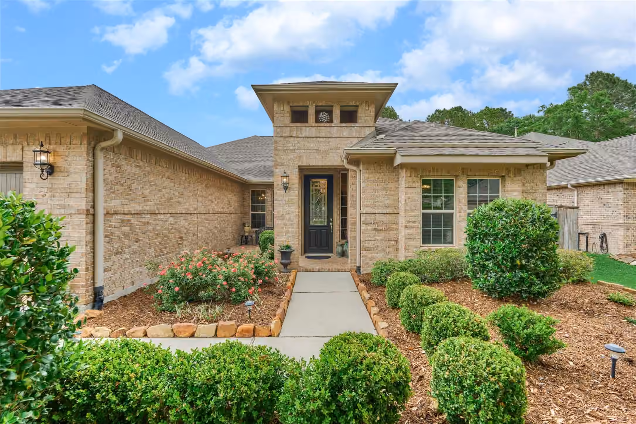 Photo 5 of 11 S Sandbells Park Lane, Montgomery, TX