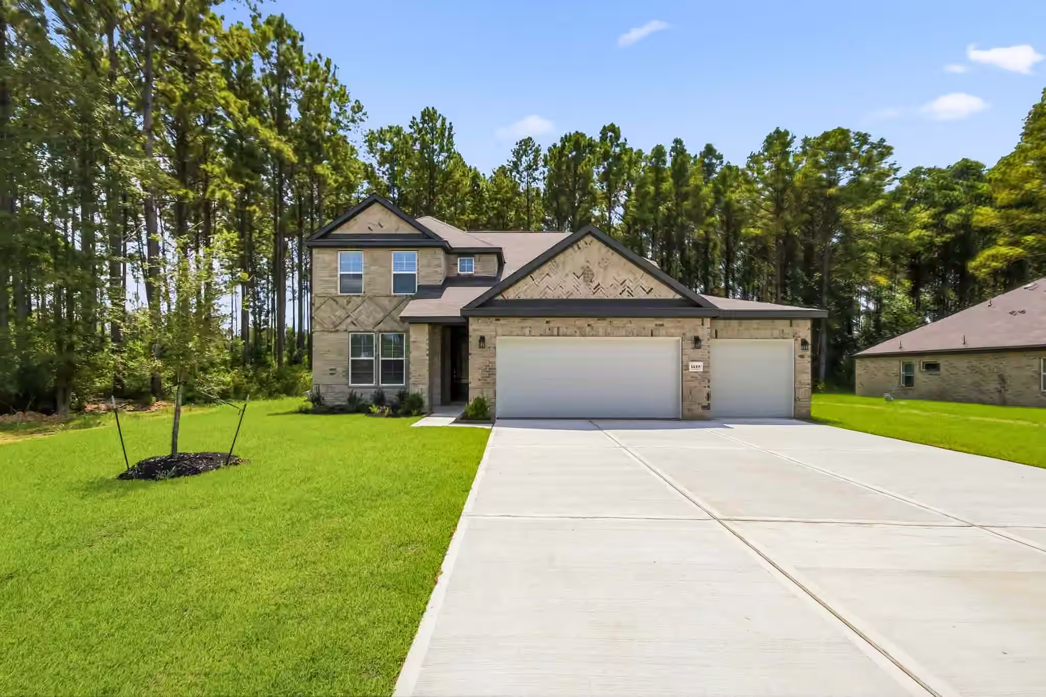 Photo 2 of 1337 Coastal Drive, Dayton, TX