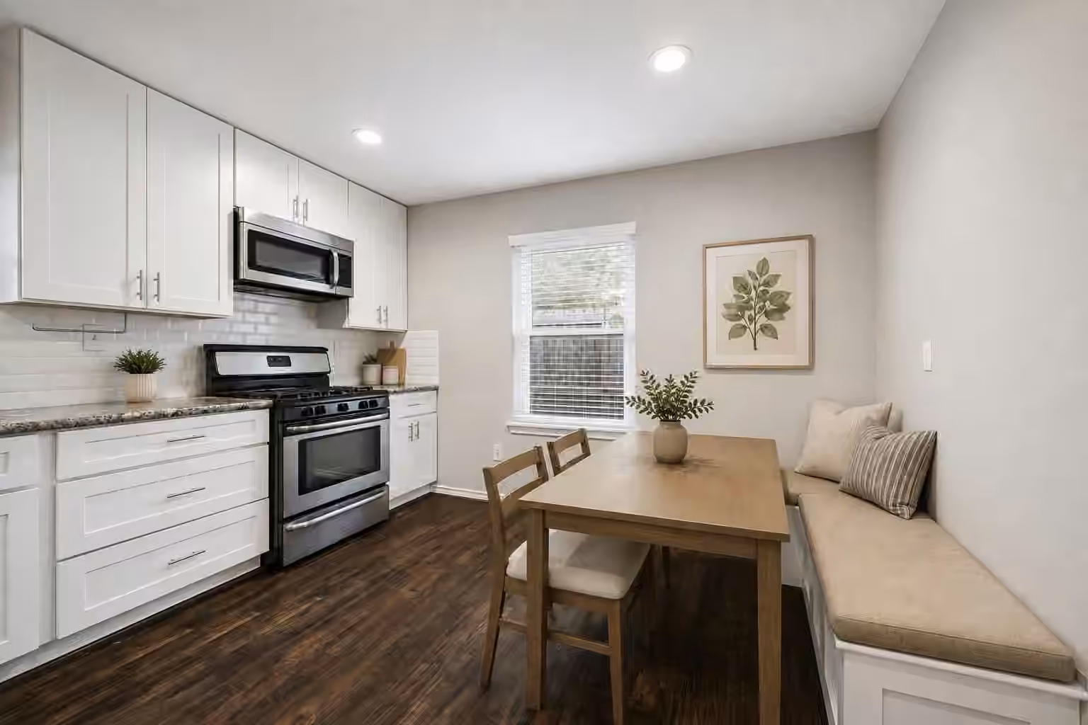 Photo 7 of 2214 Saxon Drive, Houston, TX