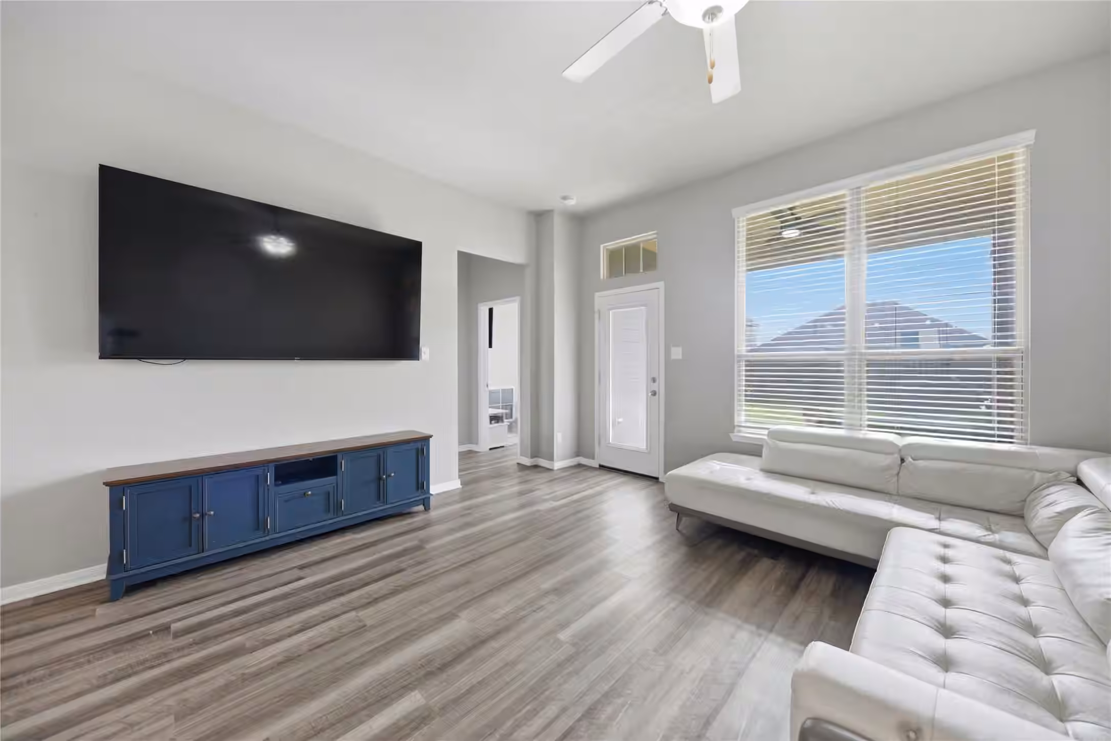Photo 5 of 1005 Rootstock Road, Brenham, TX