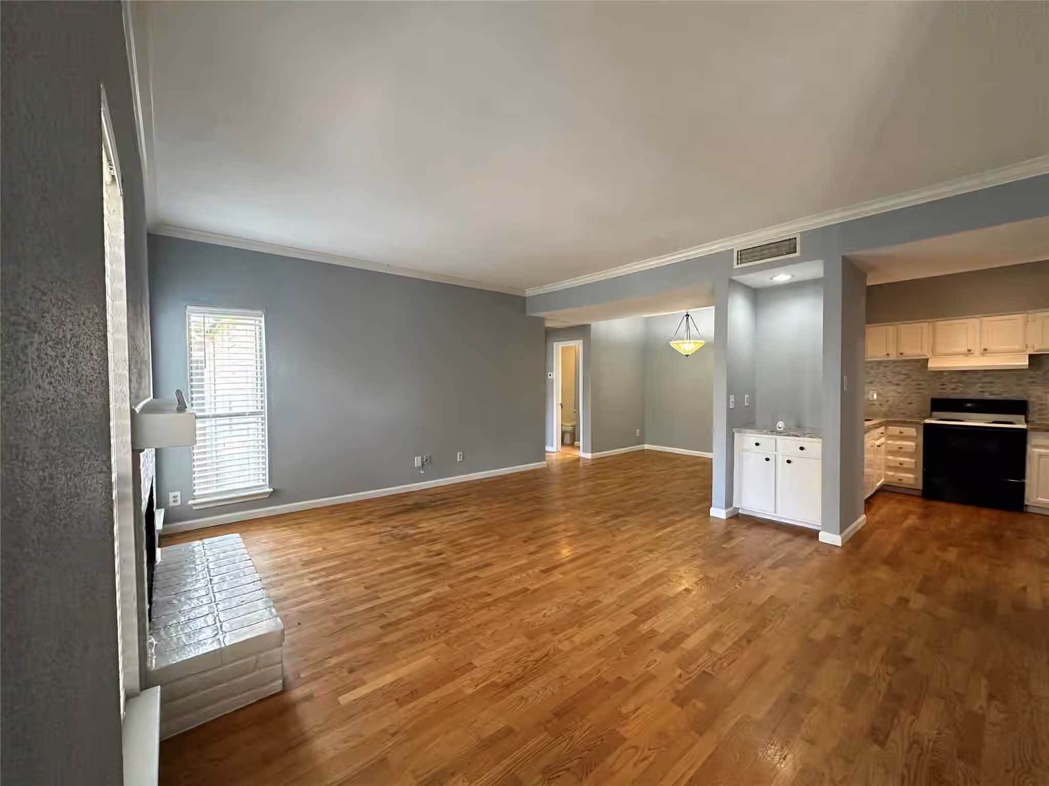 Photo 4 of 714 Bering Drive 36, Houston, TX