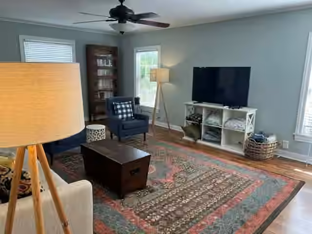 Photo 3 of 2415 White Oak Drive, Houston, TX 77009
