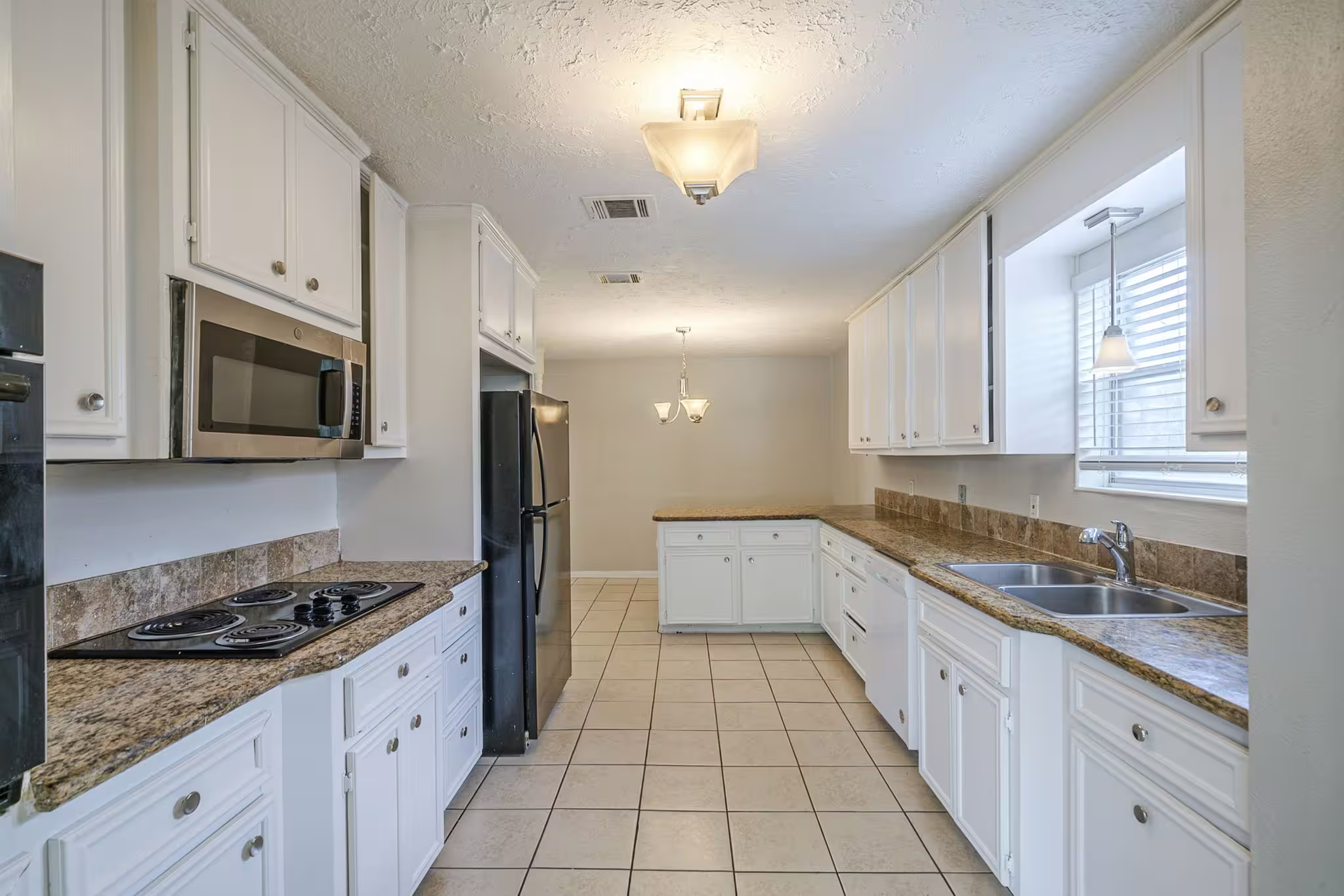 Photo 7 of 5023 Glendower Drive, Spring, TX