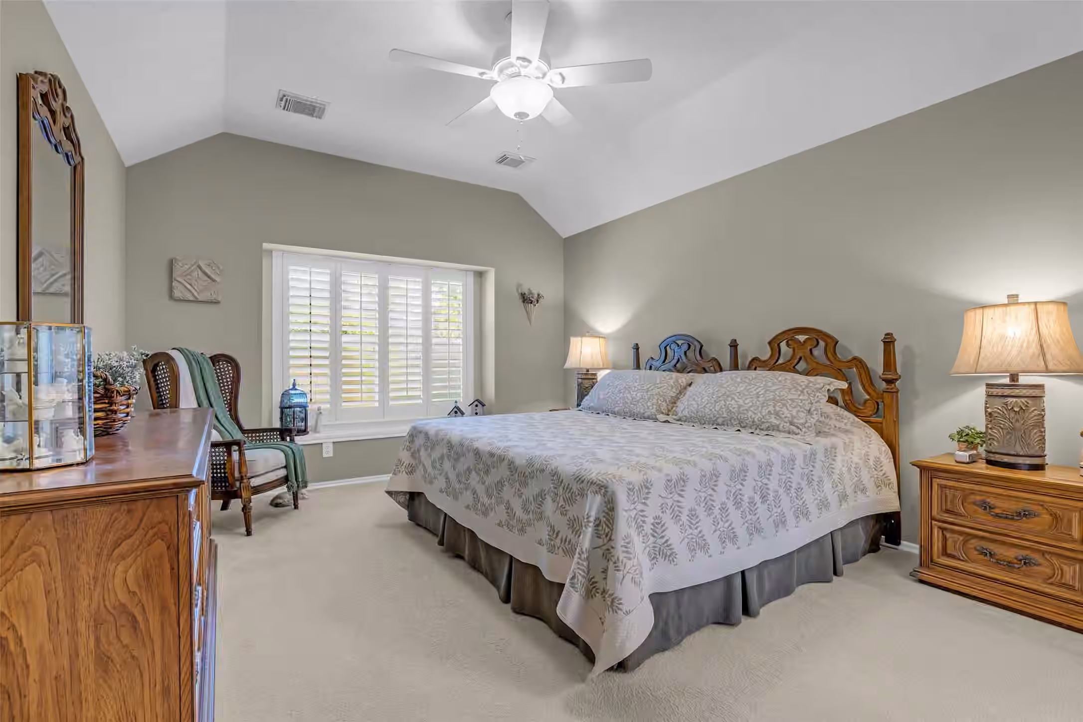 Photo 5 of 7402 Cheeca Lodge Lane, Humble, TX 77346