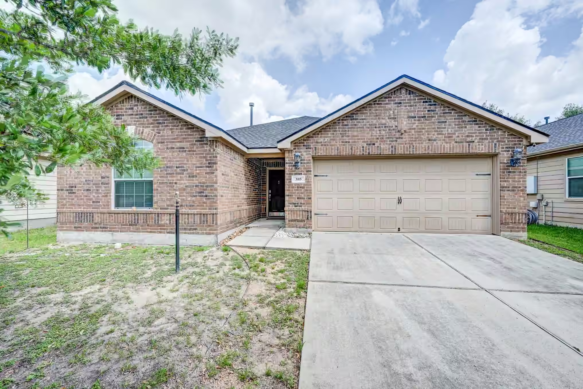Photo of 305 Pine Mist Lane, Conroe, TX 77304