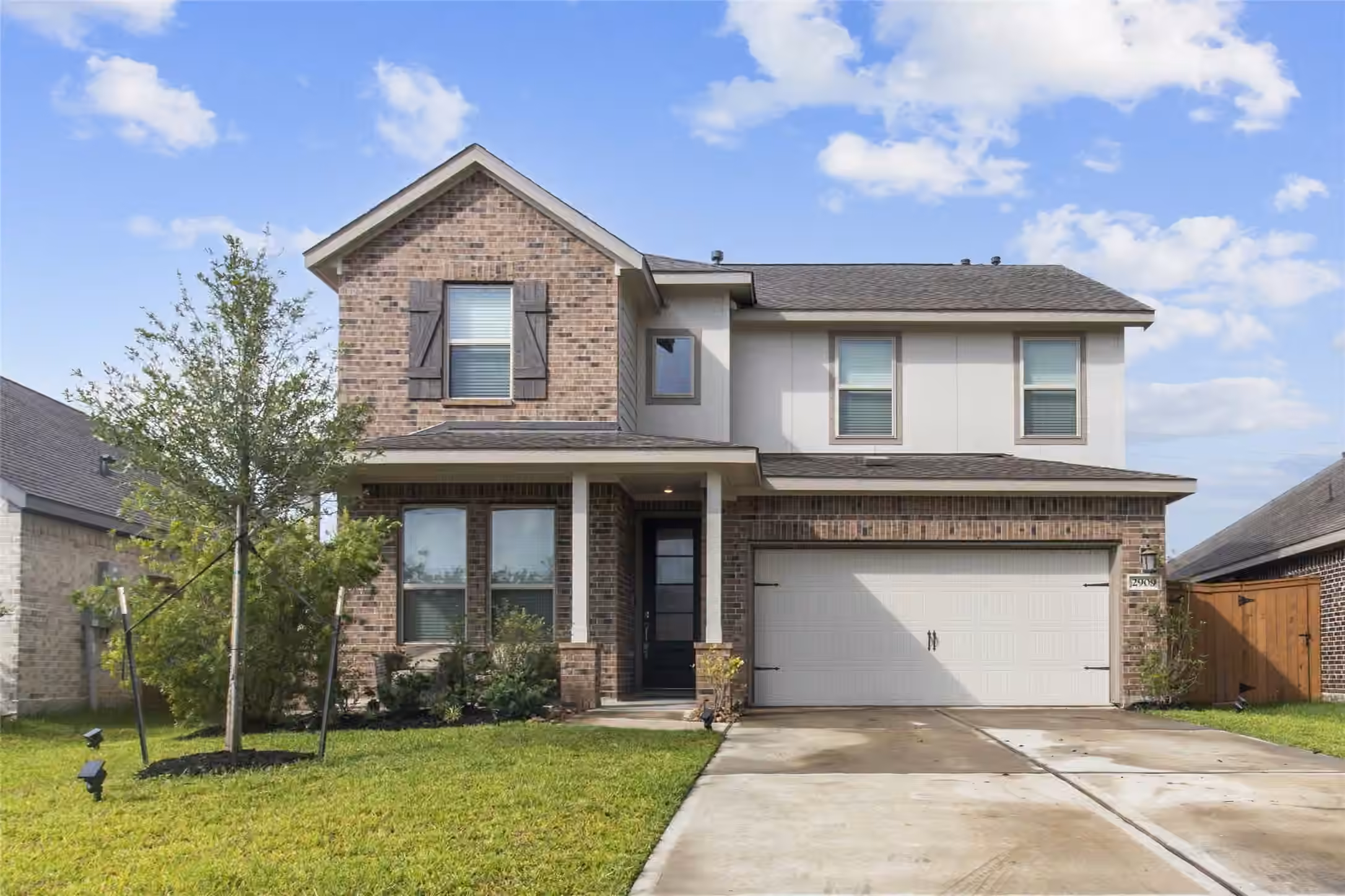 Photo of 2909 Ballast Green Drive, La Marque, TX 77568