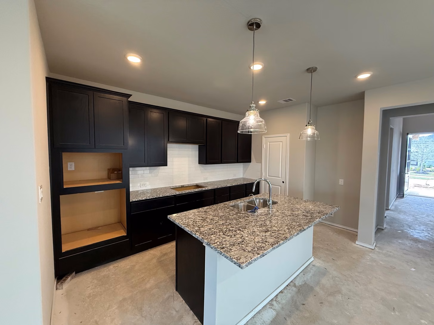 Photo 5 of 26814 Stardust Meadow Court, Richmond, TX