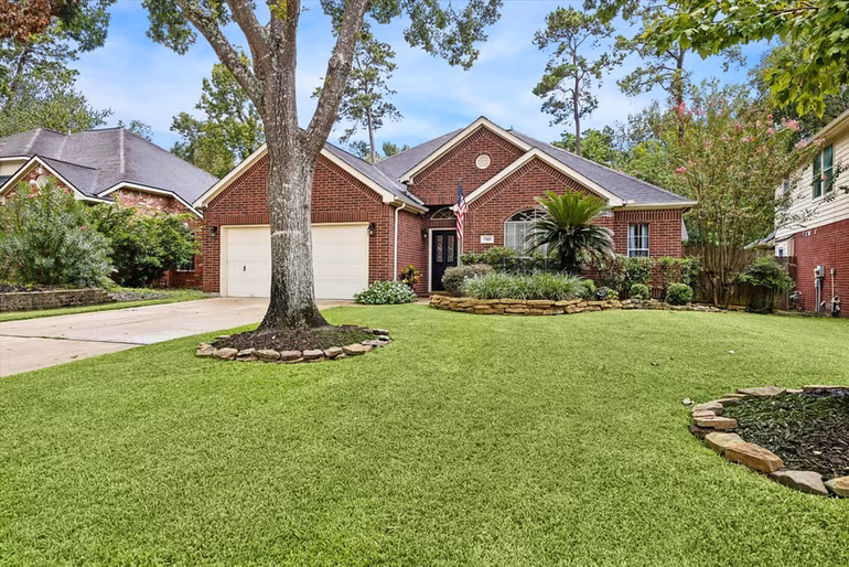 Photo 3 of 7103 Sweet Violet Trail, Kingwood, TX