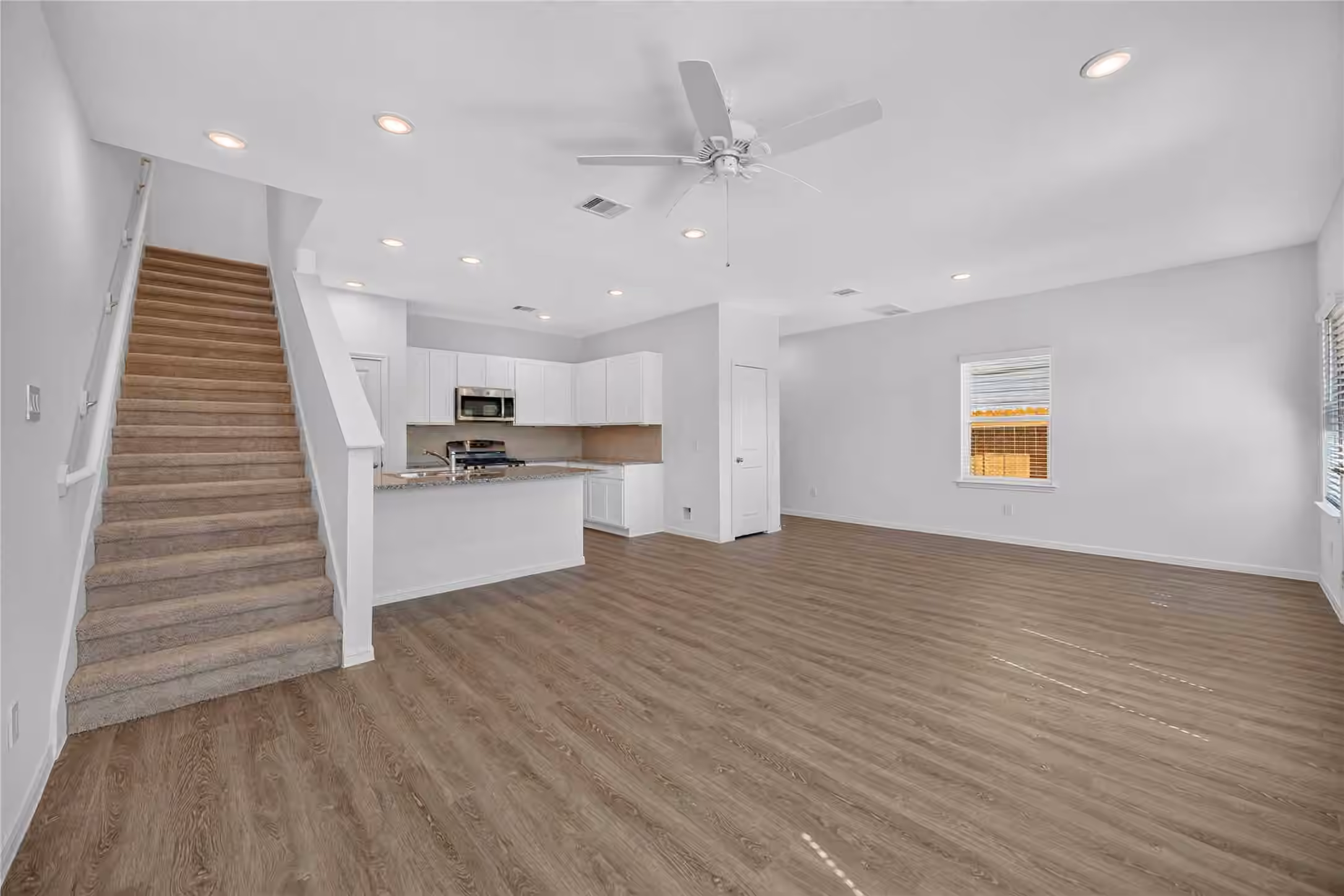 Photo 5 of 3205 Bayou Garden Trail, Houston, TX