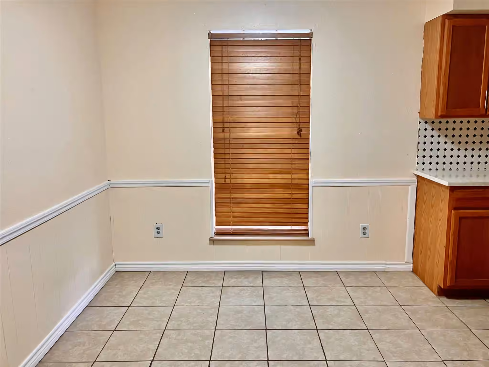Photo 3 of 2301 Williams Drive, La Marque, TX