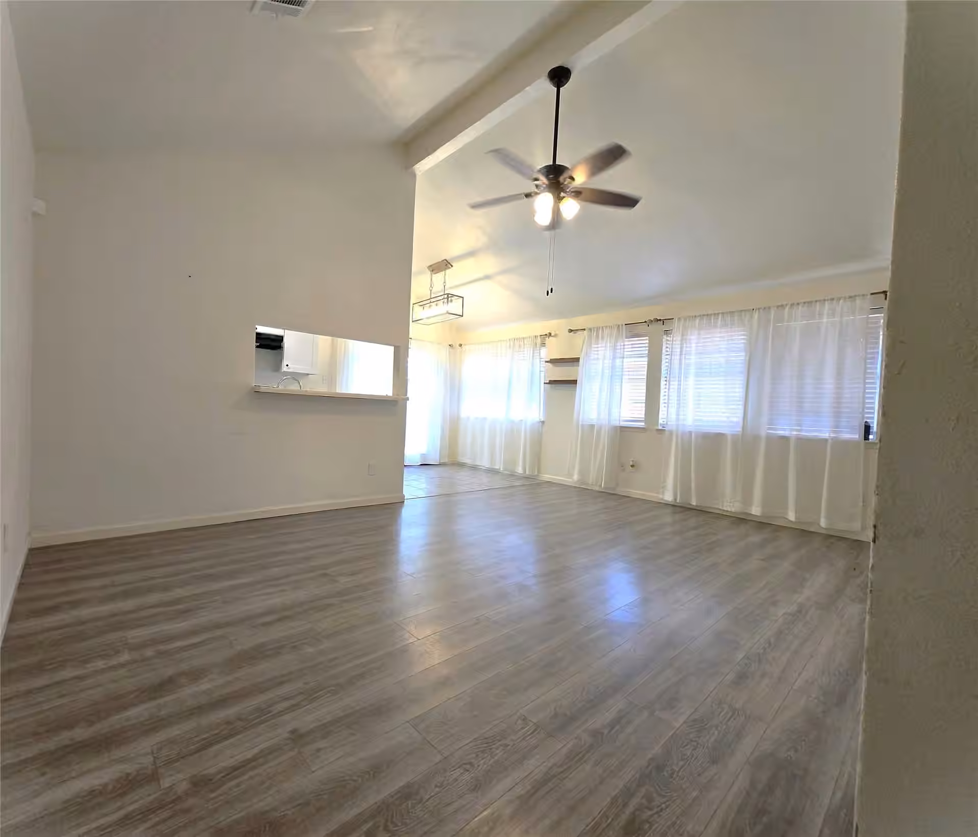 Photo 2 of 3110 Lorikeet Street, Spring, TX