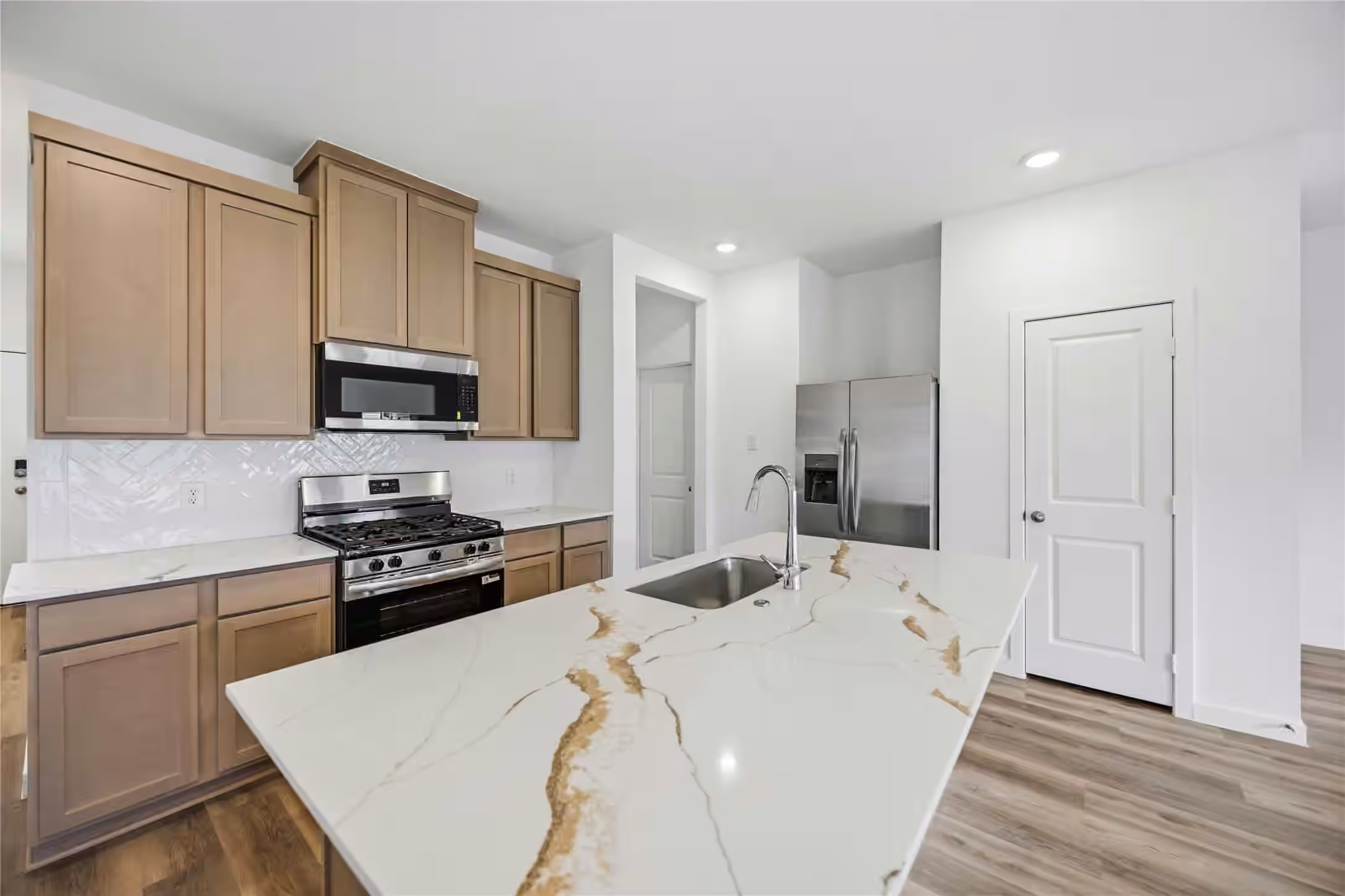 Photo 5 of 2615 McHenry Landing Lane, Houston, TX