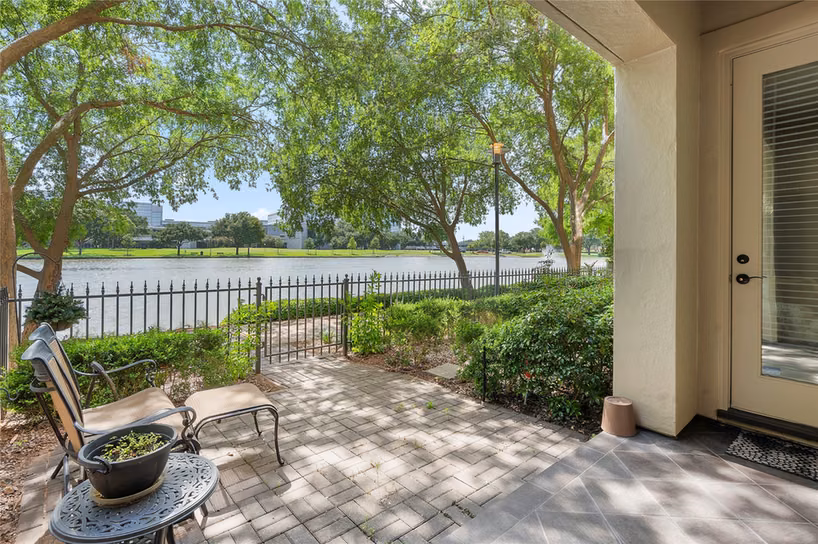 Photo of 1332 Lake Pointe Parkway, Sugar Land, TX 77478