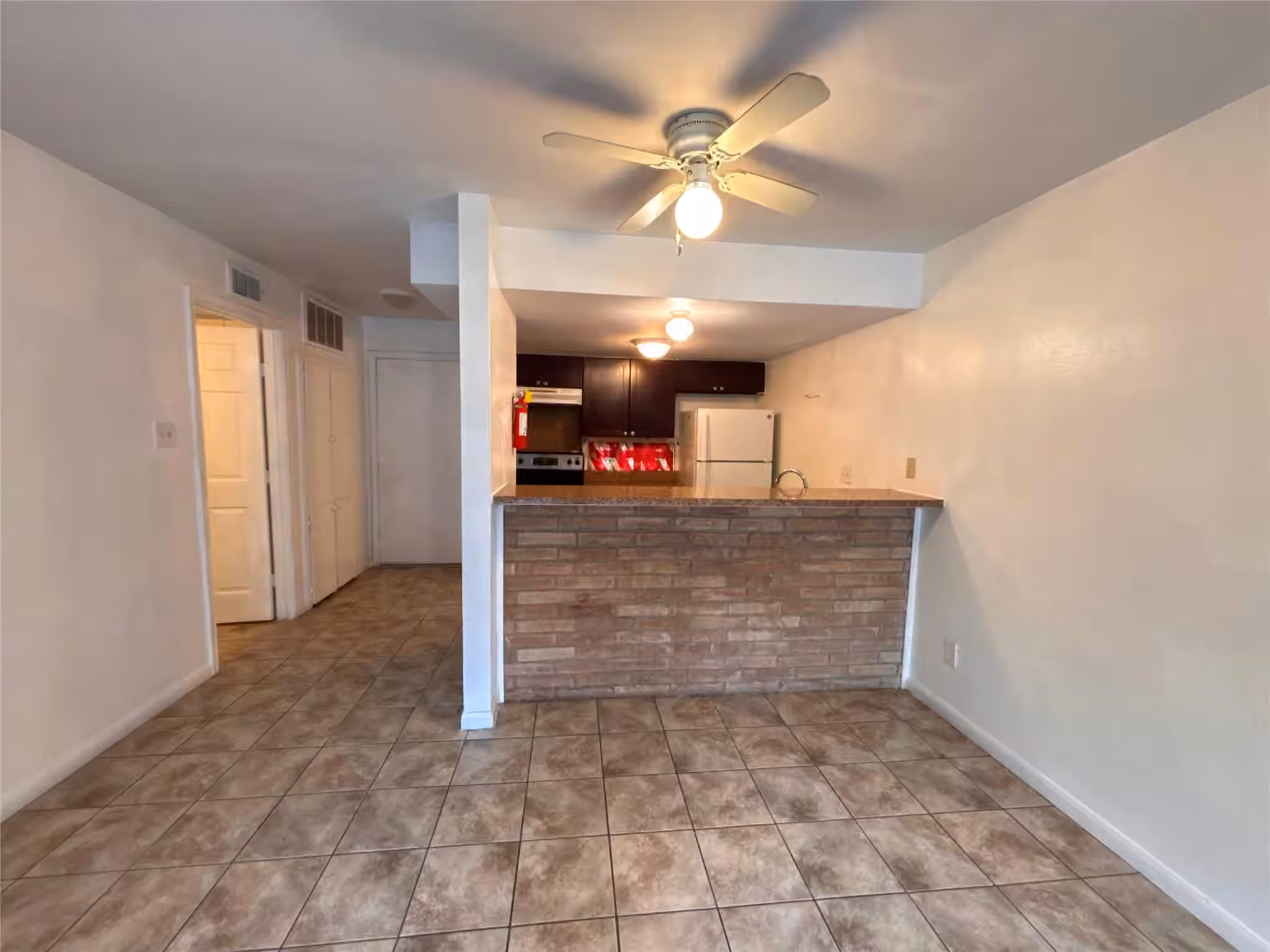 Photo 5 of 8110 Albacore Drive 46, Houston, TX