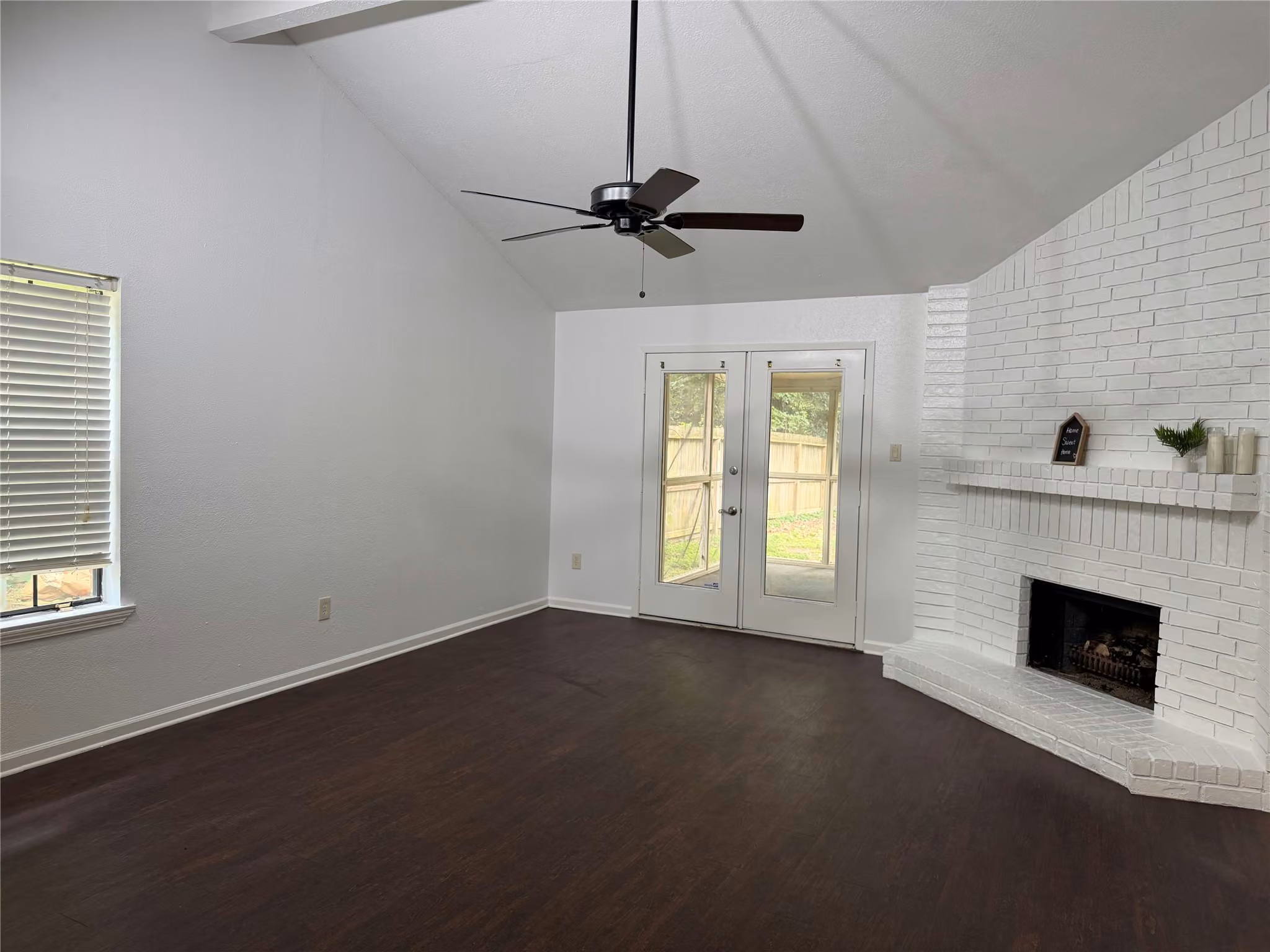 Photo 5 of 10 Greenbud Court, The Woodlands, TX