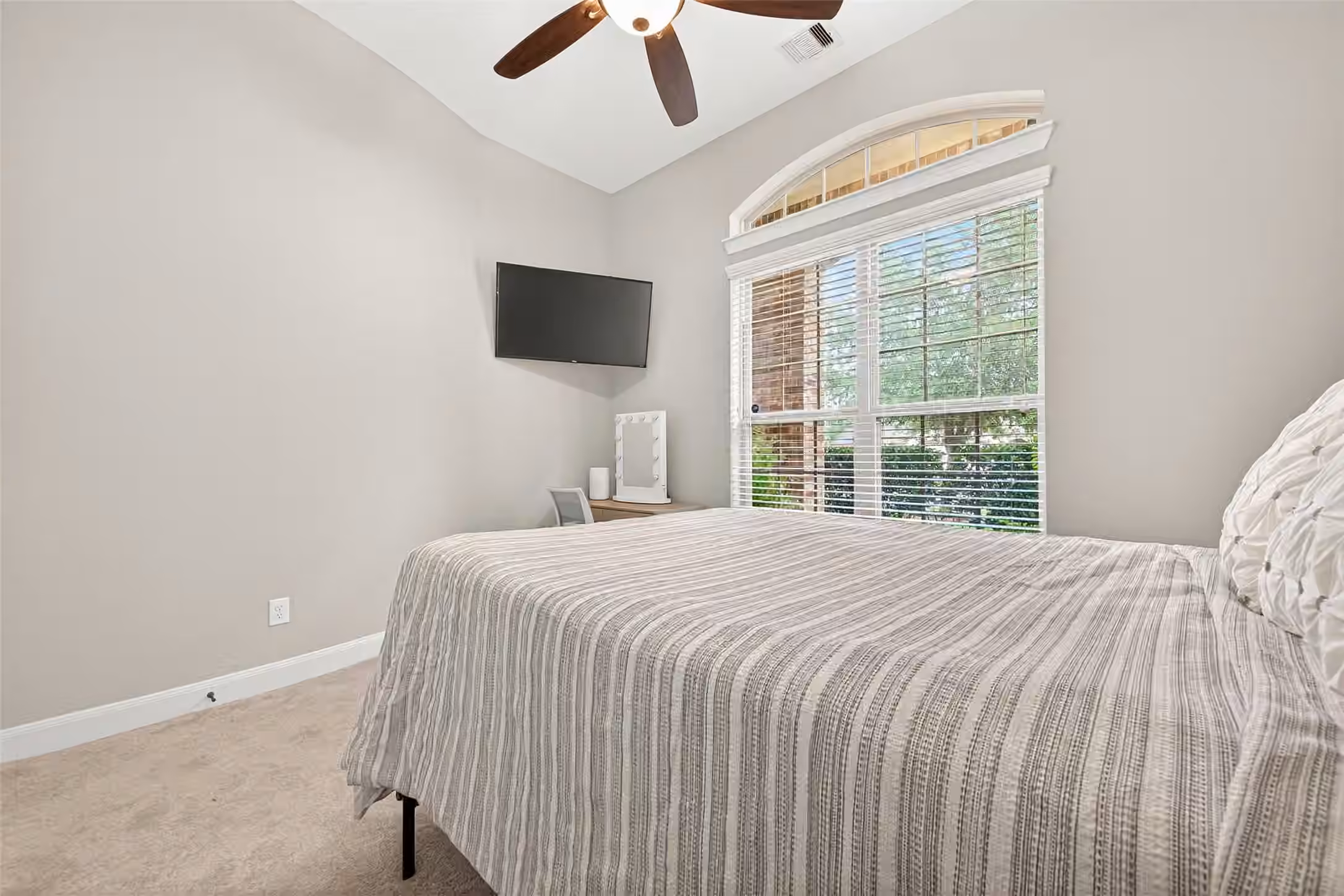 Photo 7 of 7802 Mesquite Hill Lane, Richmond, TX