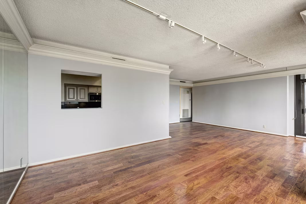 Photo of 15 Greenway Plaza 14d, Houston, TX 77046