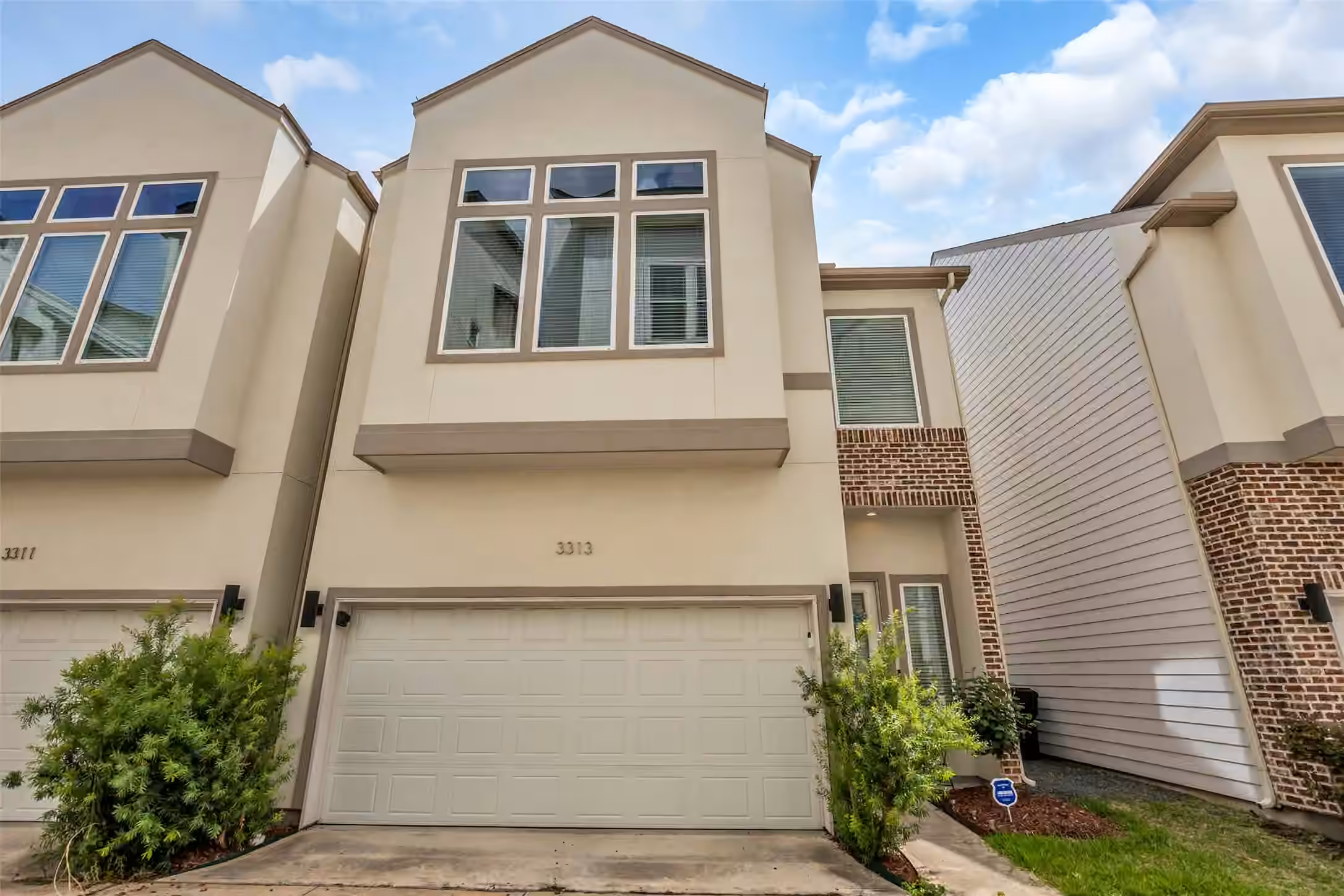 Photo of 3313 Hutchins Street, Houston, TX 77004