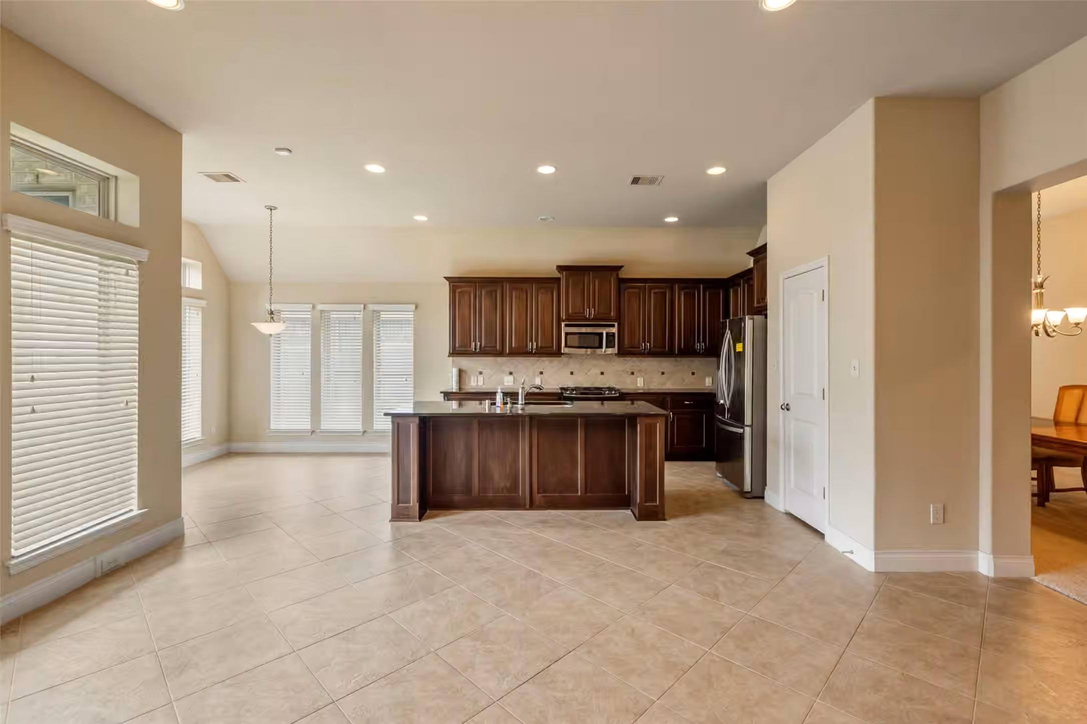 Photo 5 of 29022 Crested Butte Drive, Katy, TX