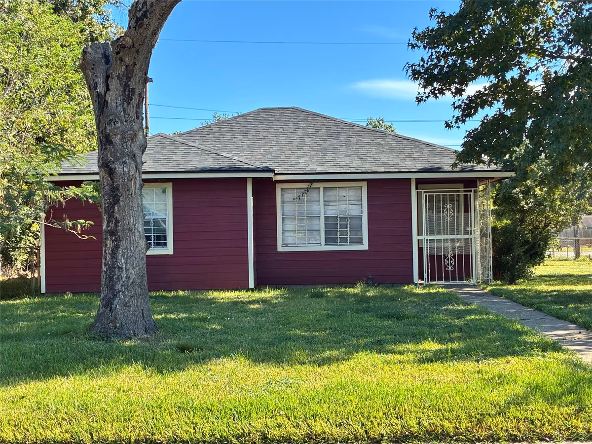 Photo of 7302 Lakewood Drive, Houston, TX 77016