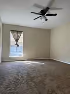 Photo 6 of 850 Threadneedle Street 80, Houston, TX