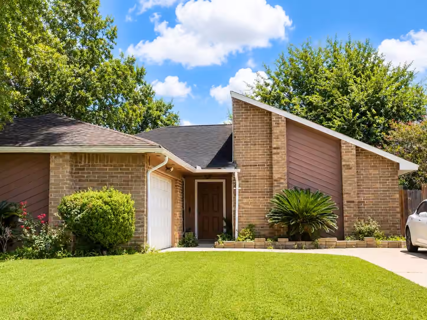 Photo of 6511 La Violetta Drive, Houston, TX
