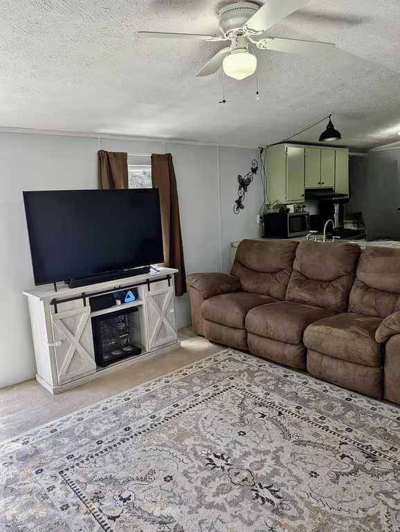 Photo 2 of 1535 Bayview Drive, Palacios, TX