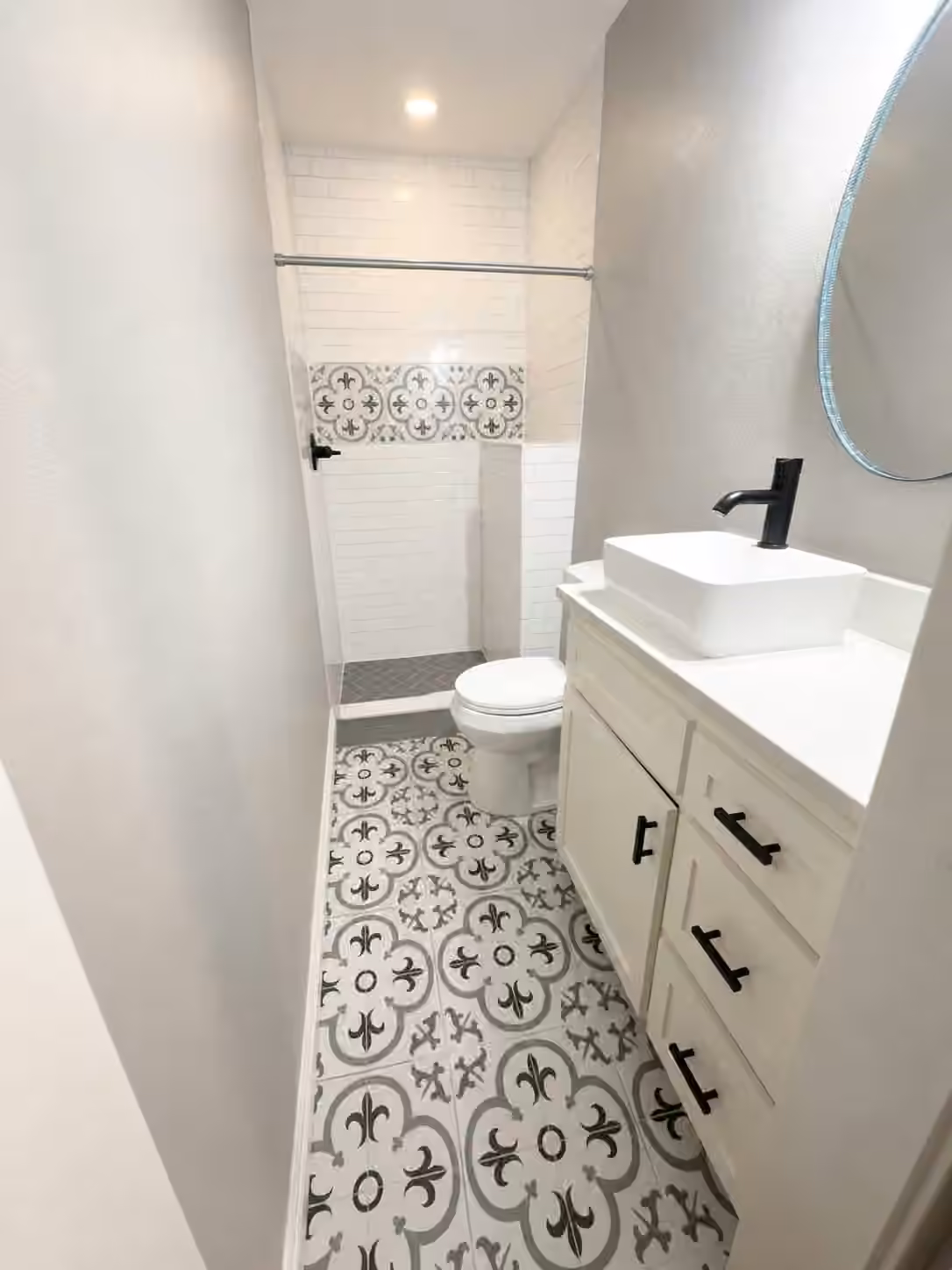 Photo 7 of 2043 Des Jardines Street, Houston, TX