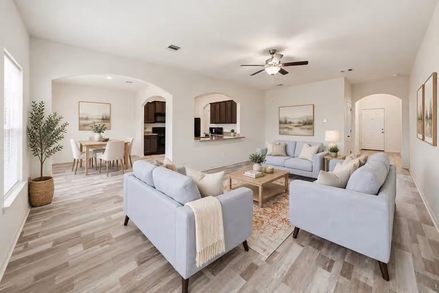 Photo 3 of 15311 Crescent Brookfield Drive, Humble, TX