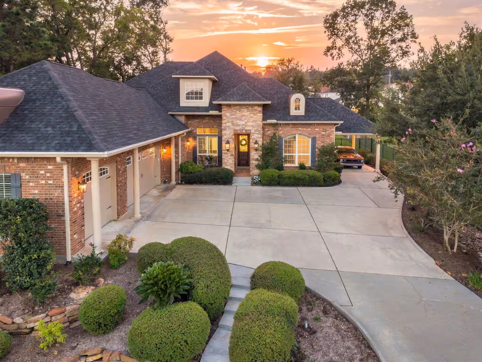 Photo of 266 Blue Heron Drive, Montgomery, TX 77316