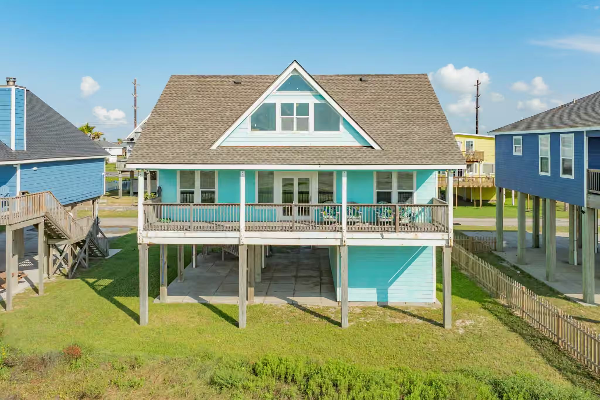 Photo 2 of 21514 Kennedy Drive, Galveston, TX