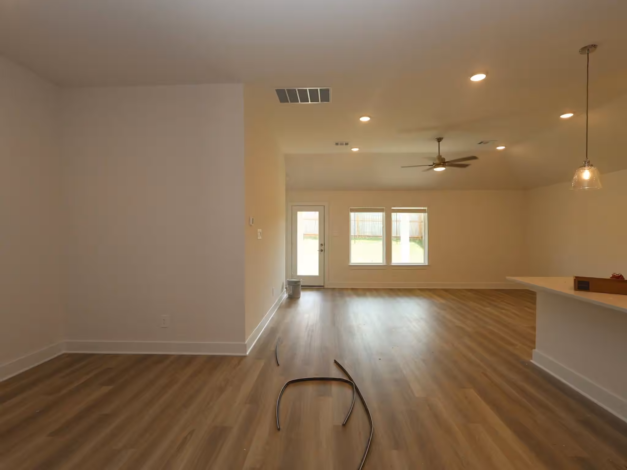 Photo 5 of 10587 Annex Avenue, Montgomery, TX