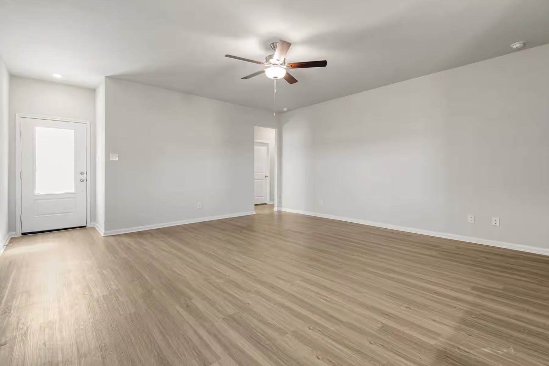 Photo 3 of 8316 Sunberry Shadow Drive, Houston, TX