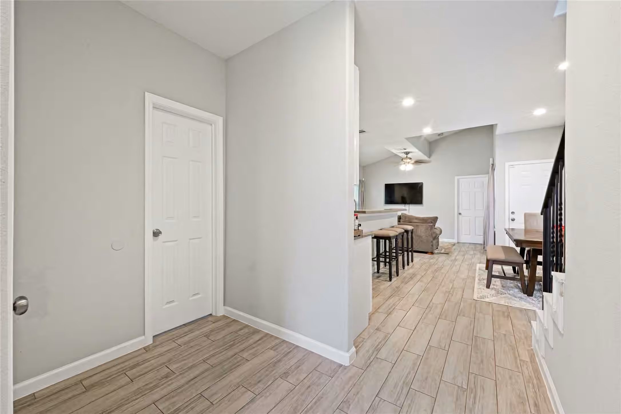 Photo 5 of 4420 Elmwood Street, Houston, TX